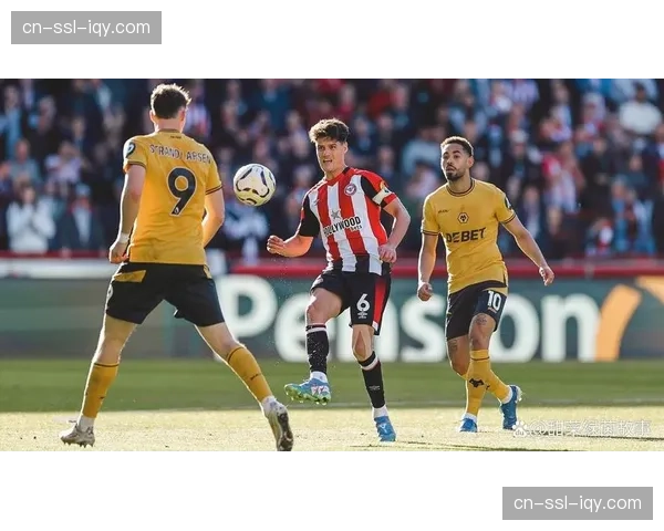 战报：布伦特福德2-1狼队，蜜蜂凭借两个定位球得分终结六轮不胜