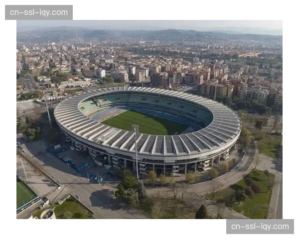 欧盟委员会批准意大利政府一项针对足球基础设施的援助计划，总额达3亿欧元。